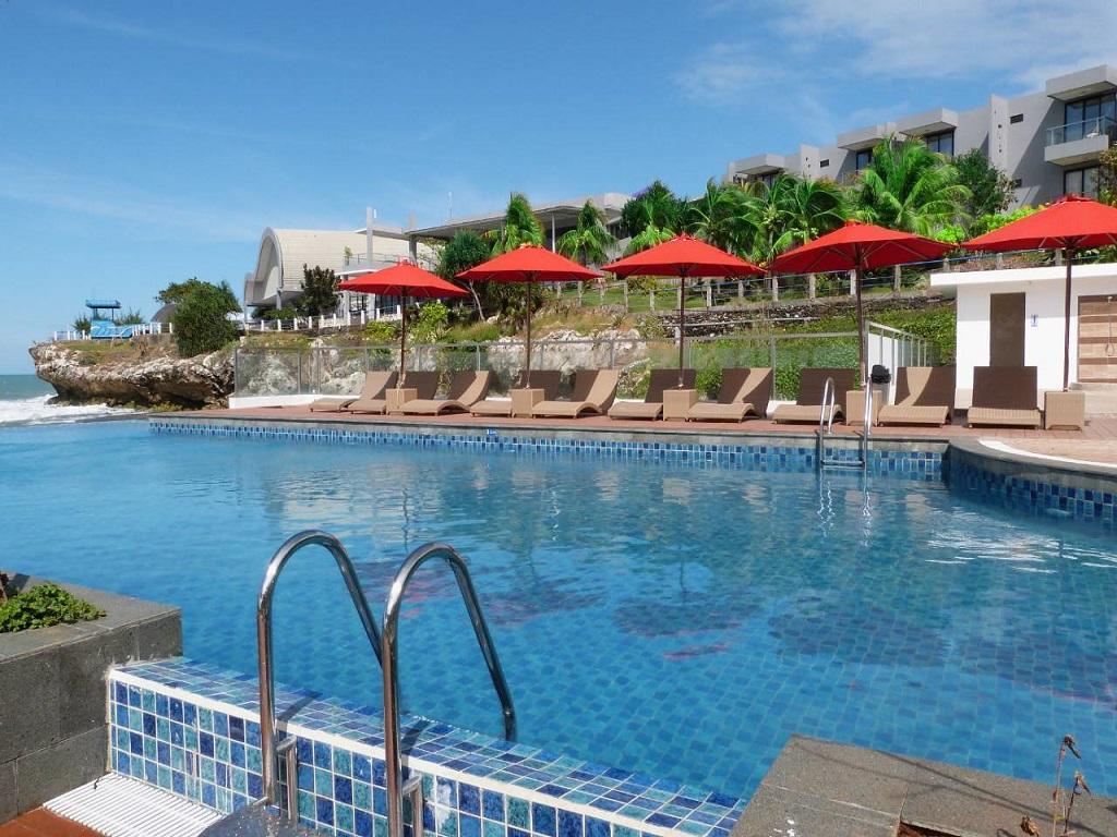 Tanjung Kodok Beach Resort Paciran Exterior photo